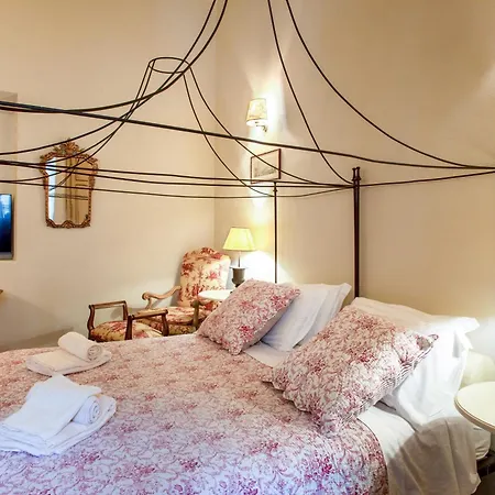 La Di Toscana Bed and breakfast 4*