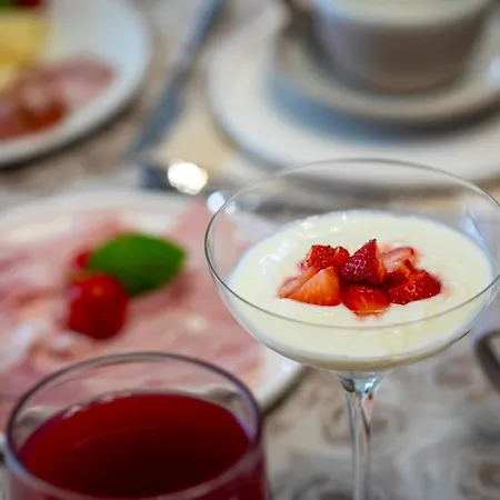 La Di Toscana Bed and breakfast 4*