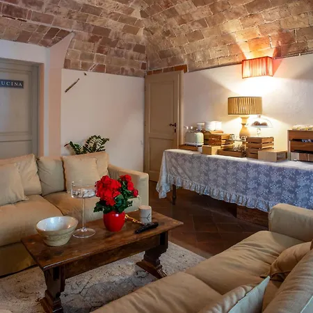La Di Toscana Bed and breakfast 4*